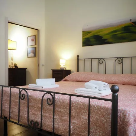 Apartment Palazzo Bianchi Bandinelli By Francigenaapartments